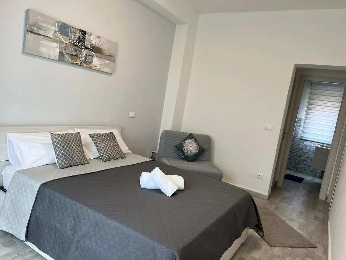 Bed and Breakfast Il melograno Carini 0*,  Italia