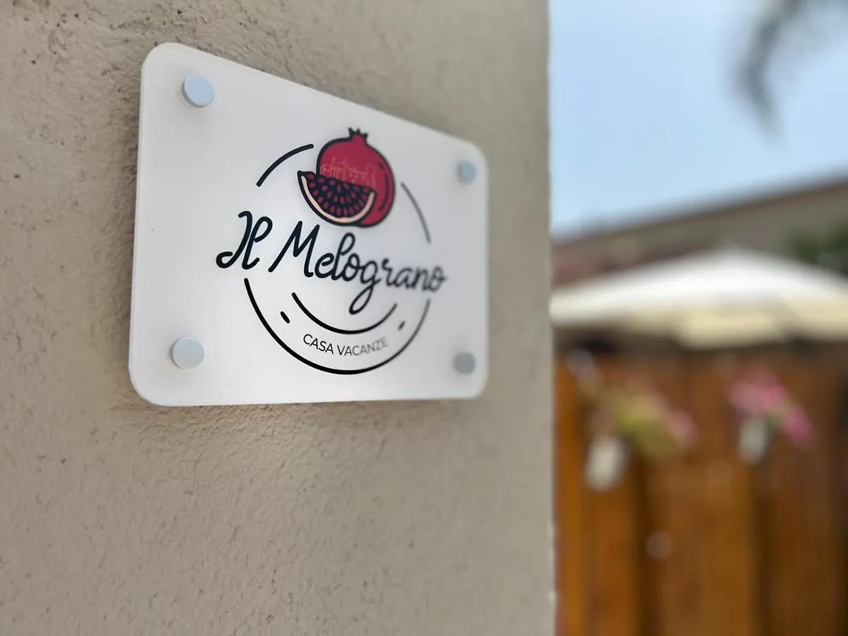 Bed and Breakfast Il melograno Carini Bed & Breakfast